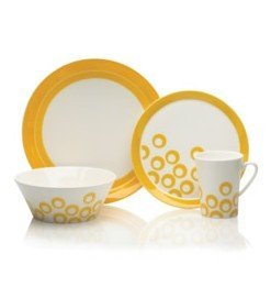 Mikasa Circle Chic 4-Piece Dinnerware Set, Yellow