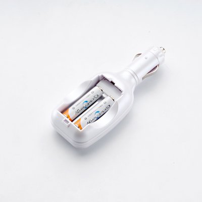単三・単四充電池を車内で充電【カーチャージャー】 エネ○ープ対応