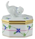 Kitten on Octagonal Box PBG 6104-0-26