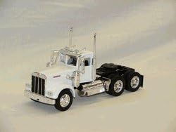 Short Wheelbase Peterbilt Tractor