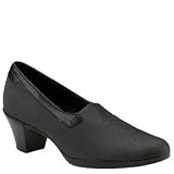 Munro Women's Nora Pumps