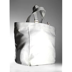*DONNA KARAN* Stylish XXL Faux-Leather WEEK-ENDER Tote Bag with Gold Metal Hardware.