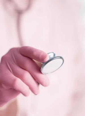 Manufactured without sulfur-based chemical accelerators, helping to protect you from Type I (latex) and Type IV (chemical) allergies. Its nitrile material is soft with more stretch for greater comfort, fit and excellent protection in all risk settings. Proceeds from the purchase of every case go to Susan G. Komen for the Cure in support of breast cancer research and awareness.