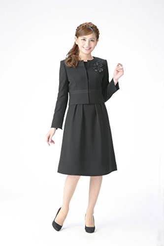 （マーガレット）marguerite m012 ブラックフォーマル　レディース　スーツ　高級　礼服