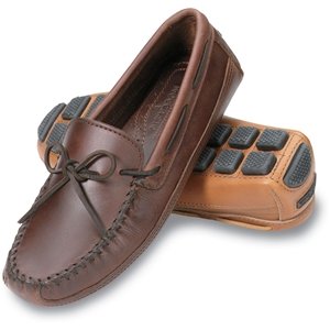 Minnetonka Men's Double Bottom Cowhide Driving Moc Chestnut Lariat