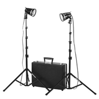 Smith Victor K102 2 700SG Quartz Light, 1200-Watt Location Kit with 650 Attache Carrying Case.