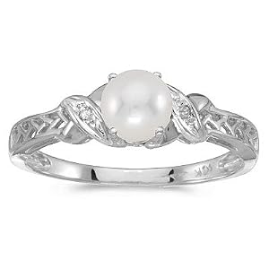 10k White Gold Pearl And Diamond Ring