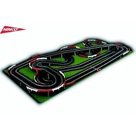 Ninco Master Track Asphalt (12.8M) Plastic Case Set