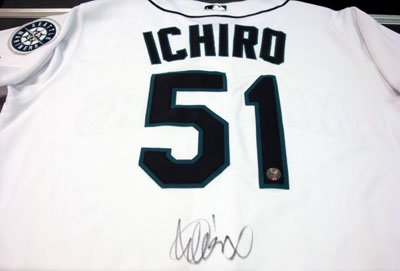 Ichiro Suzuki Autographed Seattle Mariners Jersey Holo