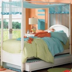Elation Tester Canopy Bed Full Size by Lea Furniture