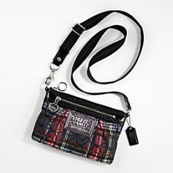 Coach Limited Edition Poppy Tartan Plaid Glam Swingpack Messenger Bag 43287 Black Multi
