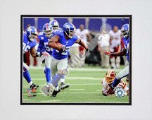 Photo File New York Giants Osi Umenyiora Matted Photo