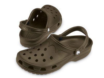 crocs Beach Clog,Chocolate,Medium (Women's 8-9 M US/Men's 6-7 M US)