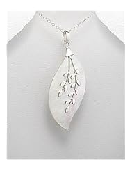Leaf Shell Pendant Necklace In 92.5 Sterling Silver