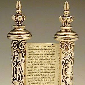 Kosher Gift Basket - Sterling Torah Scroll (USA)