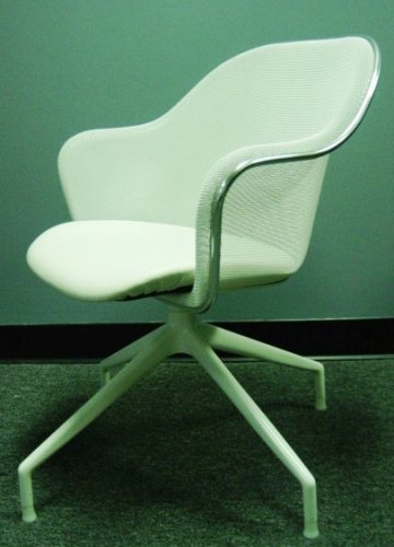Iuta Chair by Antonio Citterio
