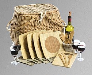 Eco handmade picnic basket four person gift set Picnic Plus