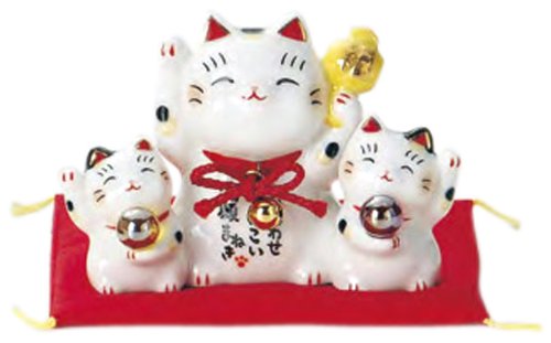 縁起置物 彩絵満願招き猫 座布団付M-3188
