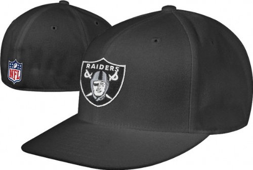 Oakland Raiders 2009 Black Fitted Sideline Flat Brim Hat