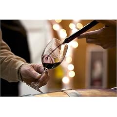 Poster 60 x 40 cm - "Wine tasting from the barrel at Robert Young Winery, Alexander Valley." von Jerry Alexander / Lonely Planet Images - auch in anderen Gr��en und als Leinwandbild erh�ltlich