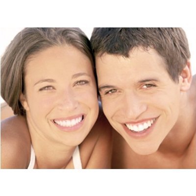 TEETH WHITENING BLEACH KIT - Removes stains and bring back gleam