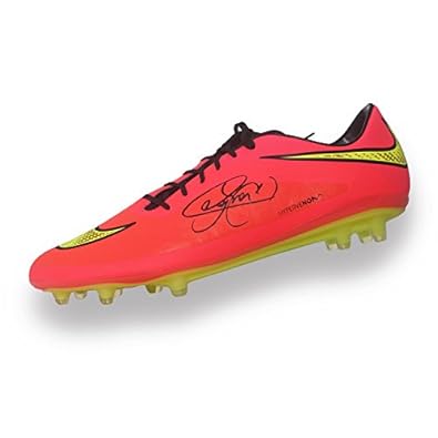 chaussure de foot a neymar