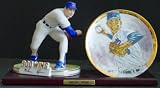 Nolan Ryan - Texas Rangers Limited Edition Mini-figurine & Mini-plate/wood stand