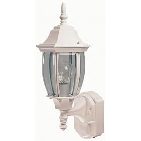 Heath Zenith SL-4192-WH Six-Sided Die-Cast Aluminum Lantern, White with Beveled Glass by Heath Zenith