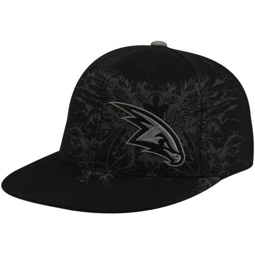 adidas Atlanta Hawks Black Tonal Flourish Fitted Hat (Large/X-Large)