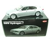 Review Kyosho 08574S / BMW 7 Series LWB Hydrogen Car (E68) in Silver (1:18 scale) Diecast Model Car