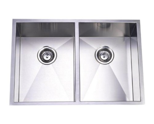 29 Inch - Zero Radius Design 16 Gauge Stainless Steel 50/50 Undermount Double Bowl Kitchen Sink