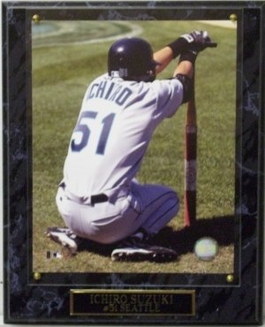 Ichiro Suzuki unsigned Seattle Mariners 8x10 Photo Plaque