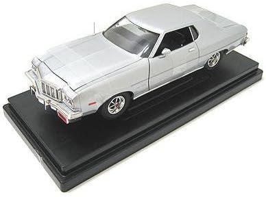 The Ertl Company FORD 1976 Grand Torino die cast metal 1:18 scale (silver) 79135