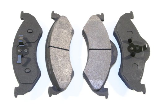 Prime Choice Auto Parts SMK820 New Front Semi Metallic Brake Pad Set
