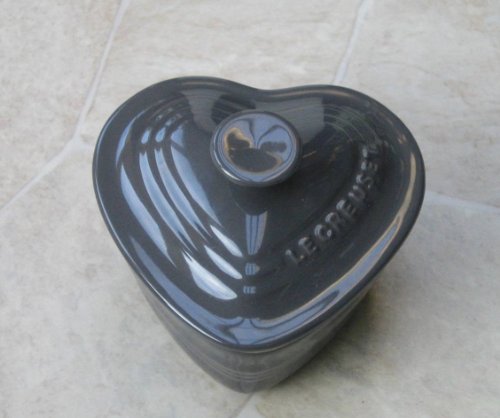 Le Creuset Stoneware Heart Ramekin with Lid, 10 cm Shiny Granite
