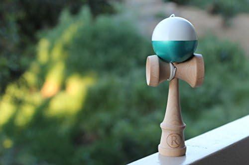 Roots Fifty-Fifty Split Kendama Green