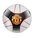 Go ManU!!! with imprinted Club-Logo and special Club-Design. Farbe: in Weiss / Schwarz Gro�e: 5 
Material: aus synthetisch (synthetic surface) ORIGINAL FAN-MERCHANDISING!!! Weitere FC MANCHESTER 
UNITED Produkte auf Anfrage.  Gr��ere Mengen f�r Wiederverk�ufer / Dekorateure / Event Agenturen auf 
Anfrage lieferbar! Event- und� Entertainment / Animationsagenturen are always welcome !! HAVE FUN 
EVERYONE!!!