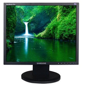 Samsung 17 inch monitor LCD Synmaster by 