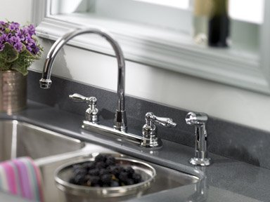 KITCHEN FAUCET Dual control w/chrome spray