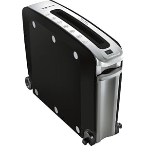 Black and Decker 6-Sheet Crosscut Paper Shredder - Black by Black & Decker