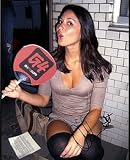 OLIVIA MUNN 8x10 Photo Signed In-Person