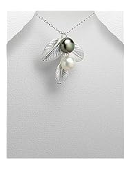 Leaf Fresh Water Pearls Pendant Necklace In Sterling Silver