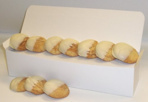 Childrens Toyshop  Gourmet Food : Scott's Cakes Half-Dipped Sniker Doodle Cookies with White Chocolate in a White Gourmet Box