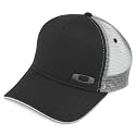 Oakley Gas Can Trucker Black (91218-001)