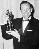WILLIAM HOLDEN 8X10 B&W PHOTO