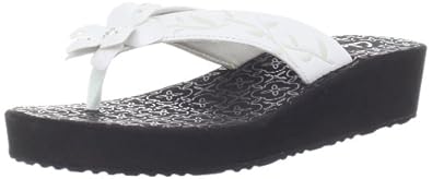 clarks skiff flip flops