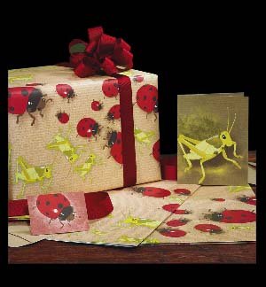 Buggin Out Gift Wrap Set