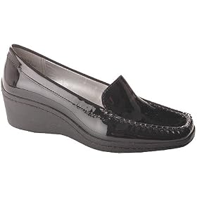 AK Anne Klein Women's Laise Wedge