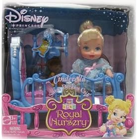 Disney Princess Sweet Dreams Crib: Cinderella Gift Set by Mattel