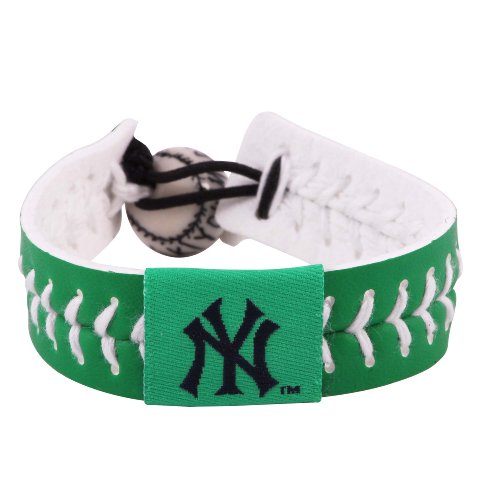 MLB New York Yankees St. Patricks Day Baseball Bracelet